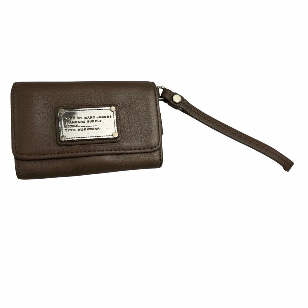 MARC BY MARC JACOBS Trifold Wallet wristlet phone case gray leather
